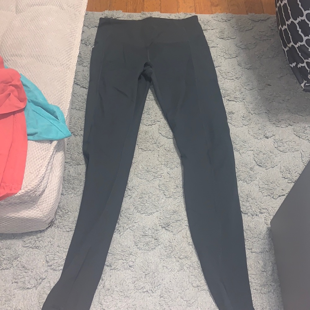 Green leggings